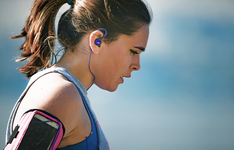 5 Reasons to Workout with Music